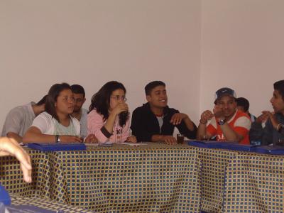 fi jetima3e siyasi kase